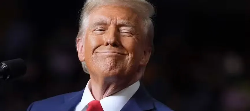 AVISOU, PROMETEU E CUMPRIU - Trump impõe tarifa de 50% ao Brasil e cita julgamento de Bolsonaro como motivo; direto em Lula e STF 
