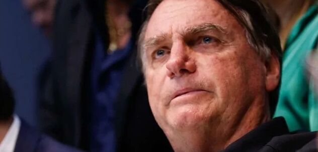 "TORTURA DIÁRIA" - Bolsonaro choca o país com desabafo nas redes:  Trump reforça apoio e fala em "caça às bruxas" 
