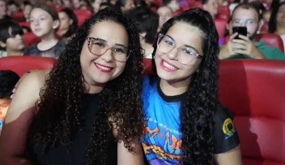 FORMAÇÃO ARTÍSTICA - Recital celebra talentos da rede municipal de ensino com emoção, arte e inclusão