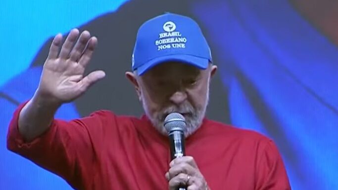 MAIS UMA TAXA - Lula anuncia que vai cobrar imposto das redes sociais e outras empresas dos EUA