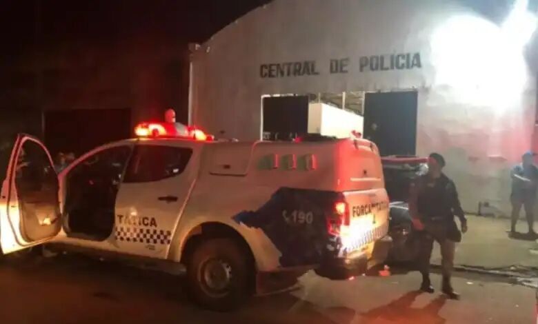 NA CAPITAL - Homem é preso em flagrante por ameaça de morte e invasão de domicílio
