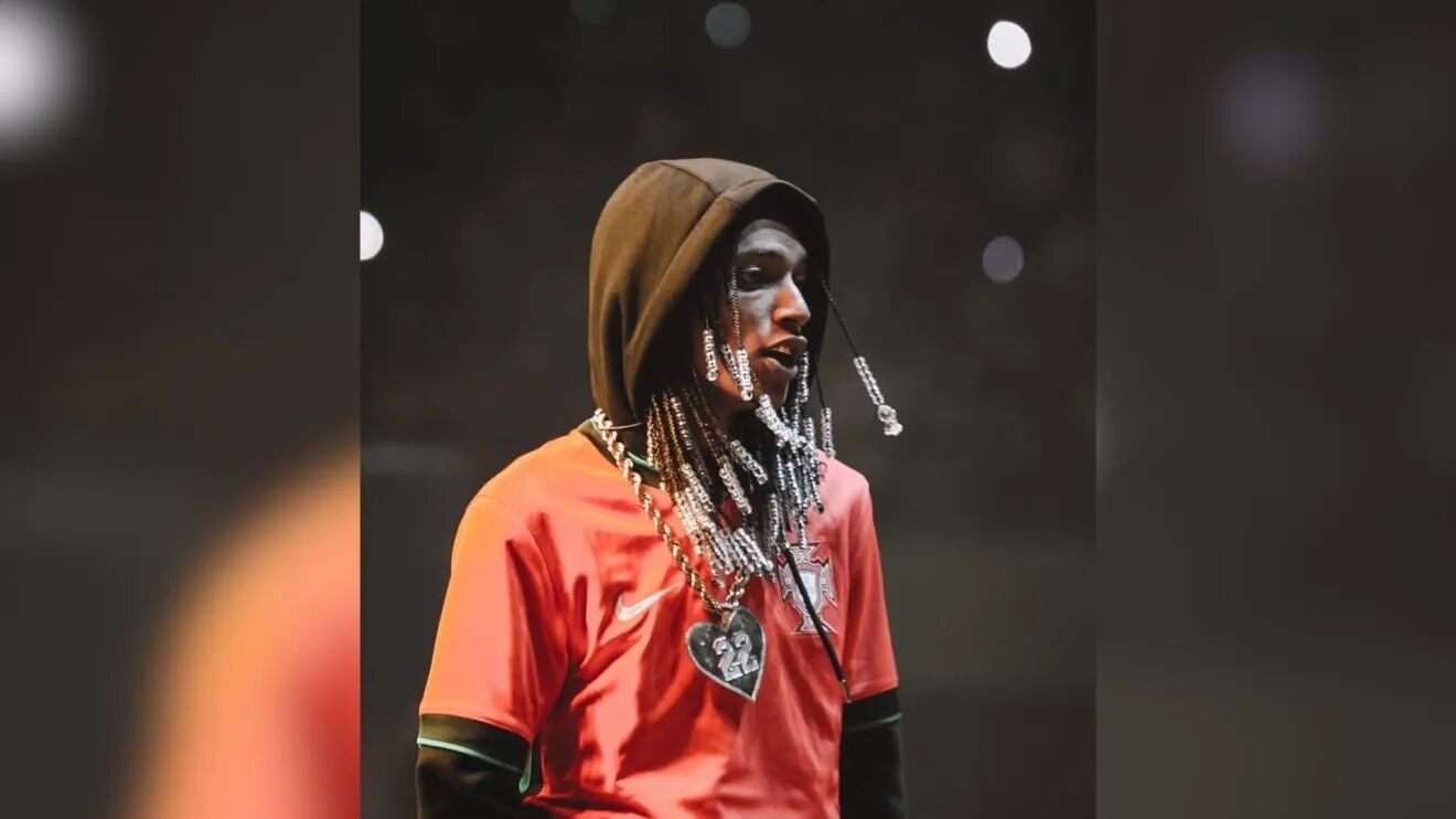 LIGAÇÃO COM FACÇÃO - Justiça manda prender o rapper Oruam, filho de Marcinho VP
