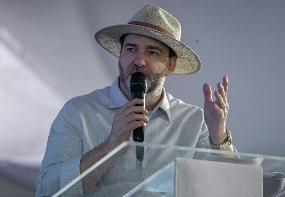 EVENTO EM VILHENA - Deputado Alex Redano destaca importância da Agroshow 2025 e parceria com a Elero para o desenvolvimento de Rondônia
