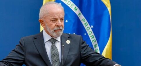 MALDITO TRAIDOR DA NAÇÃO - Declaração de Lula sobre eleições gera polêmica e acusações de autoritarismo