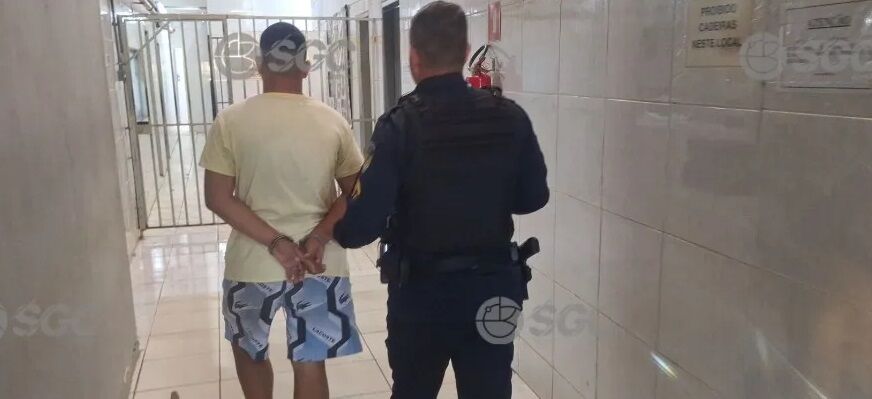 JUVENTUDE PERDIDA - Adolescente é apreendido por tráfico de drogas no bairro Teixeirão

