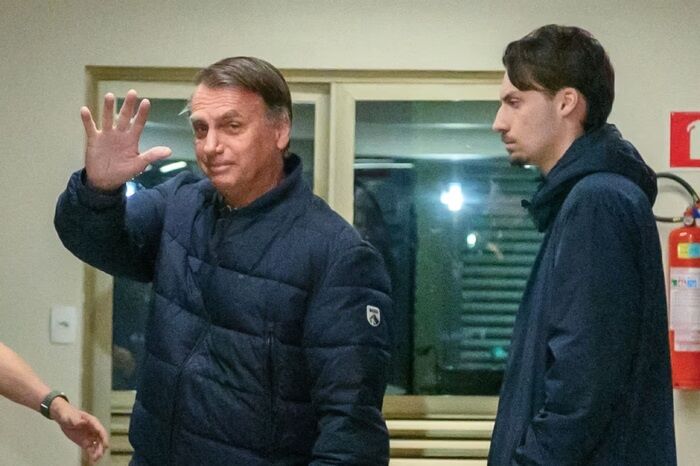 SOBRE CAUTELARES - Moraes descarta prisão de Bolsonaro, mas faz advertência. Entenda