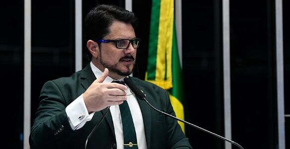 VINGANÇA TIRÂNICA - Alexandre de Moraes bloqueia contas e Pix de Marcos do Val