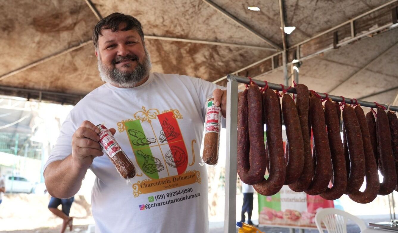 Evento da Prefeitura comemora a data reafirmando apoio aos pequenos produtores  rurais