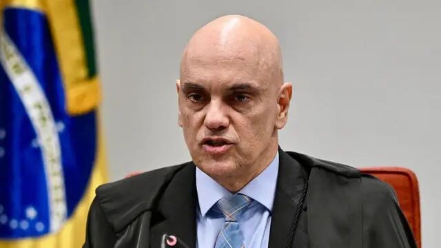 FORA-DA-LEI DESCONTROLADO - Moraes determina trajes civis para militares em interrogatório e reacende debate sobre afronta à CF