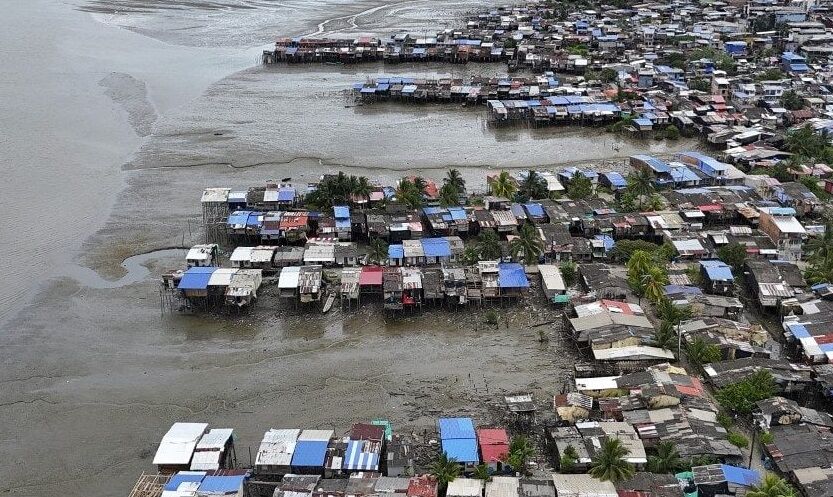 6º MAIOR COM ONDAS GIGANTES - Milhões voltam para casa após fim de alertas de tsunami no Pacífico