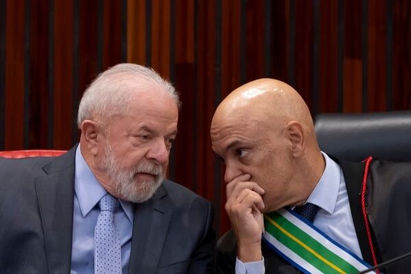 EM REDE NACIONAL - Lula fará pronunciamento na TV em defesa de Moraes e do STF