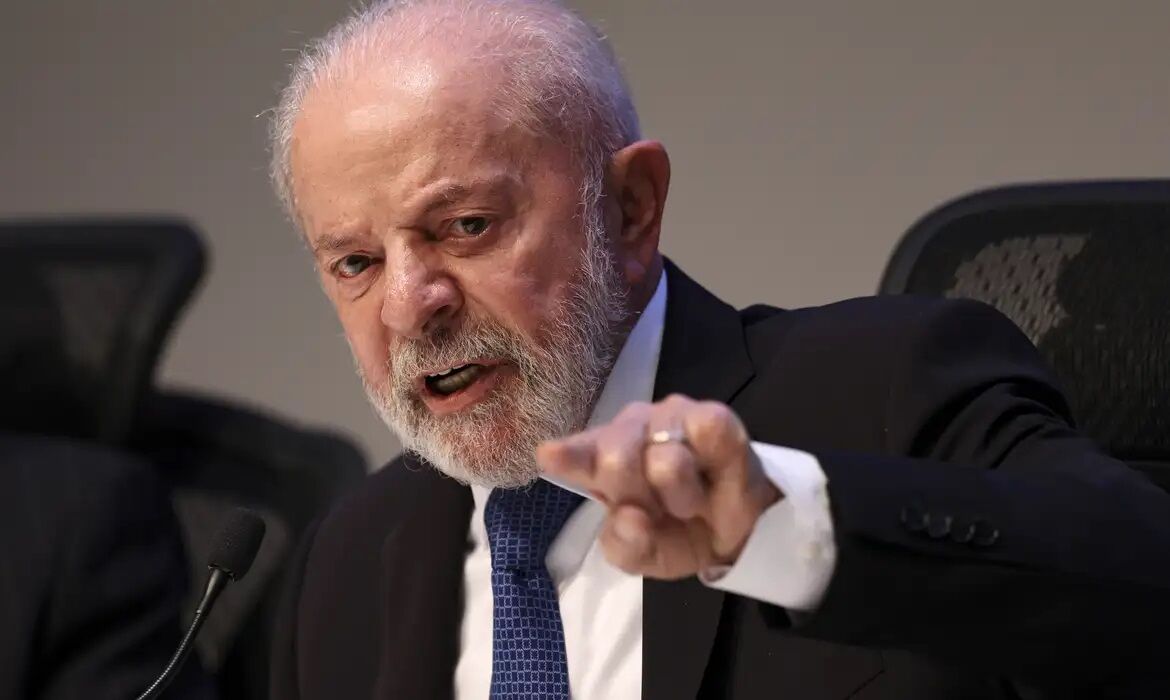 NÃO QUER NEGOCIAR - Brasil aciona os EUA na OMC contra o “tarifaço” de Trump