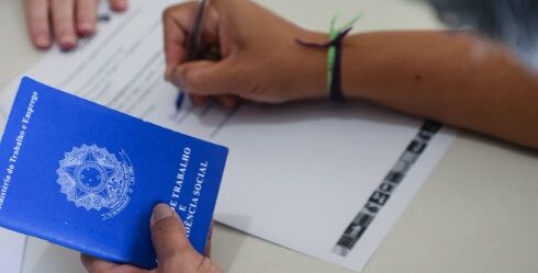 Semtel realiza Feirão de Emprego e abre portas para trabalhadores acima de 50 anos em Porto Velho