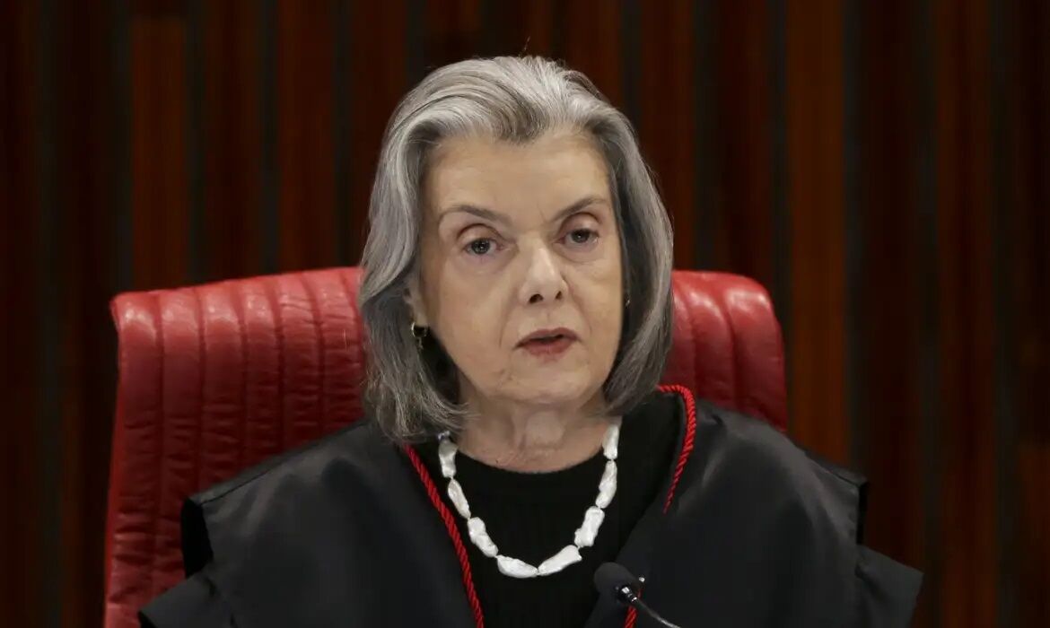 TRIBUNAL ELEITORAL - TSE decide que próxima lista tríplice do TRE-RJ deve ter três mulheres