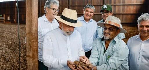 RECUPERAÇÃO DA BR-364 - Em discurso no Acre, Lula critica motim de parlamentares da oposição