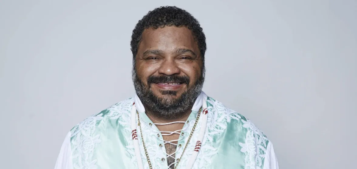 FECHOU A CORTINA, A LUZ APAGOU - Aos 66 anos, morre ícone do samba Arlindo Cruz