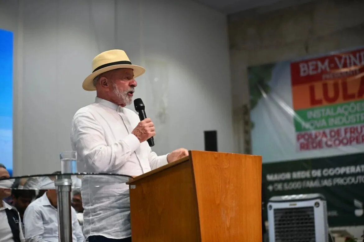 CERCADO DE JAGUNÇOS - “Se eu estiver com energia, aqueles crápulas não voltarão”, afirma Lula sobre Bolsonaro no Acre
