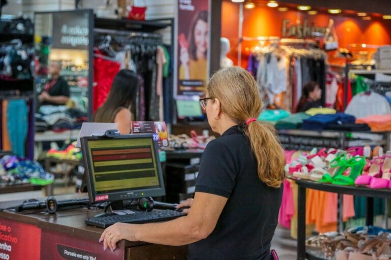 MERCADO DE TRABALHO - Geração Emprego oferece 476 vagas em 12 municípios de Rondônia