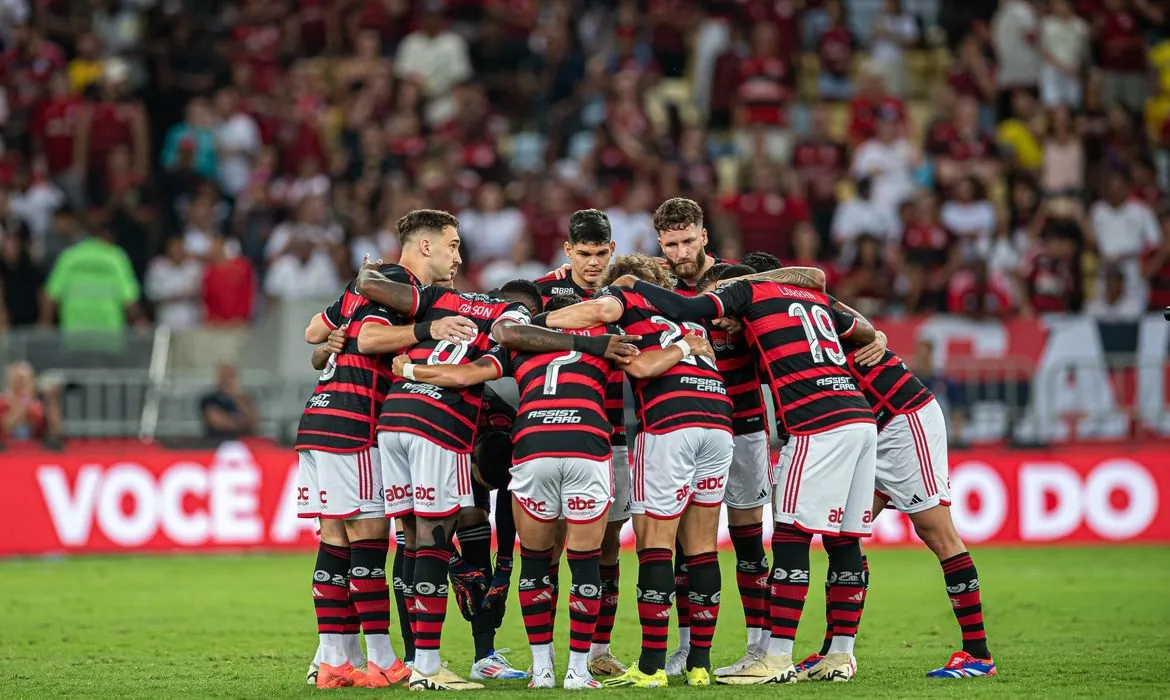 JOGOS DE HOJE  (13/08/25) - Onde assistir futebol ao vivo e horários das partidas

