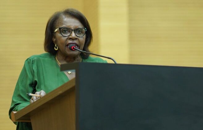 HISTÓRIA DO PARLAMENTO DE RO - Uma mulher negra e determinada exercendo o mandato na Assembleia Legislativa de Rondônia

