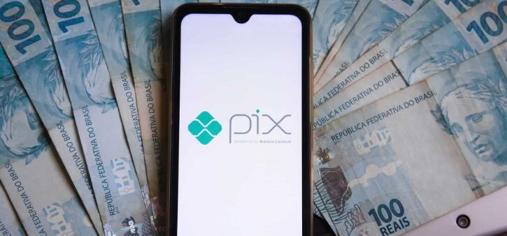 ENTREGUES AOS LADRÕES - Golpes do Pix e boletos falsos atingiram 24 milhões de brasileiros, diz Datafolha

