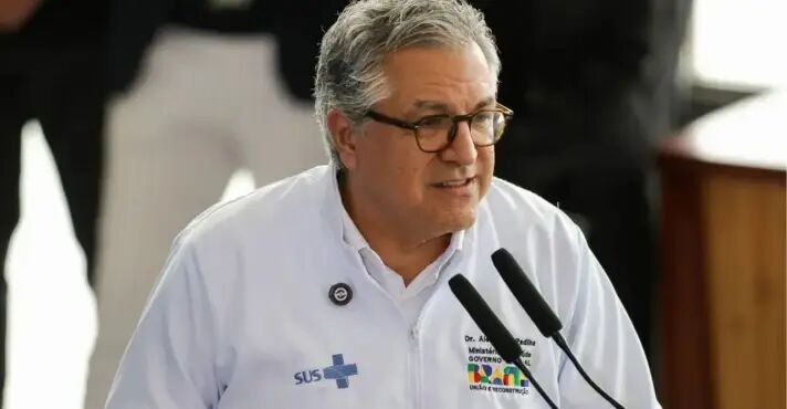 BARRADOS NO BAILE - EUA revogam vistos da esposa e filha de Alexandre Padilha em ofensiva contra o programa “Mais Médicos”
