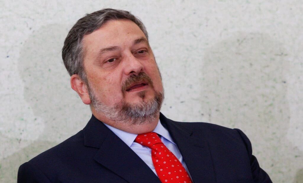TODOS OS CORRUPTOS PERDOADOS - Nunes Marques desempata e anula condenações de Palocci