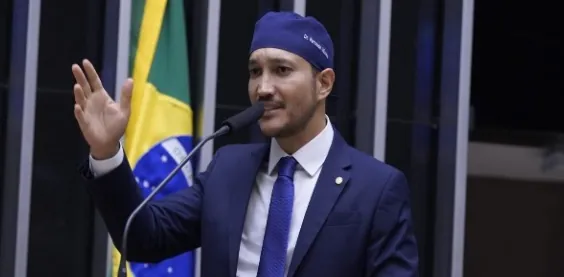 PARANÁ PESQUISAS - Fernando Máximo lidera disputa pelo governo de RO

