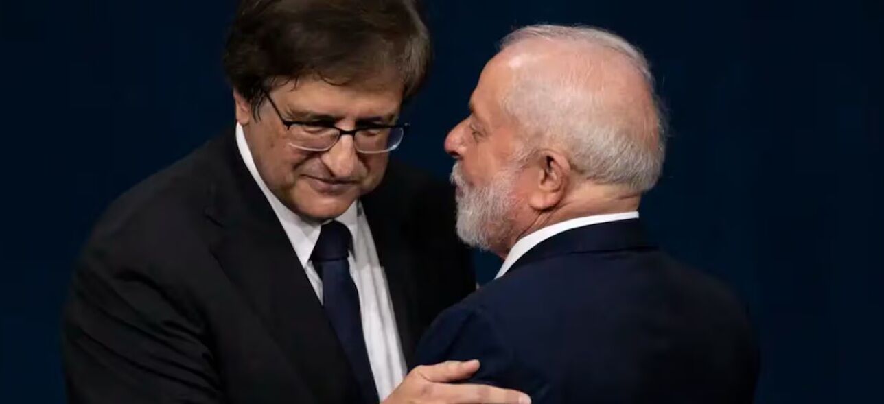 RECOMPENSA AO 'SABUJO' DA DITADURA - Lula assina recondução de Gonet ao cargo de procurador-geral da República