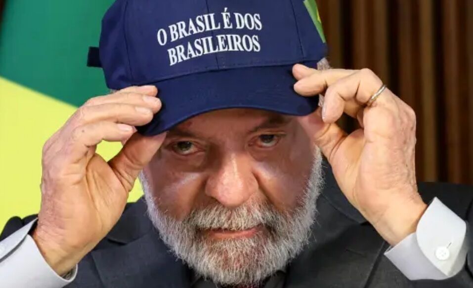 ALEXANDRE GARCIA NA OESTE - Lula e seus Blue Caps
