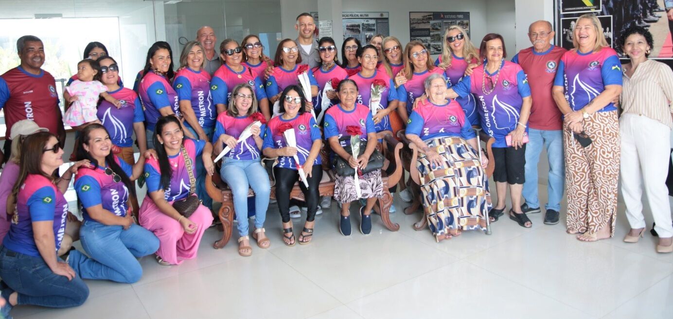 Pensionistas da PMRO participam de festividades da Aspometron e visitam Quartel do Comando-Geral