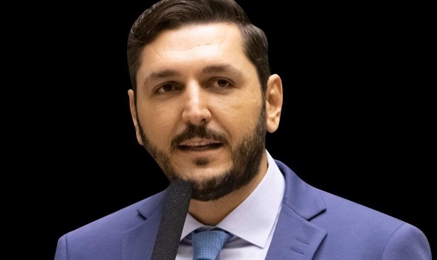 BRIGA PERDIDA - Vereador Lucas Follador sofre nova derrota em recurso e perde ação judicial sobre liberdade de expressão 
