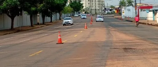 ALTERAÇÕES NO TRÂNSITO - Prefeitura reforça atenção à nova sinalização em trecho da Avenida Anysio da Rocha

