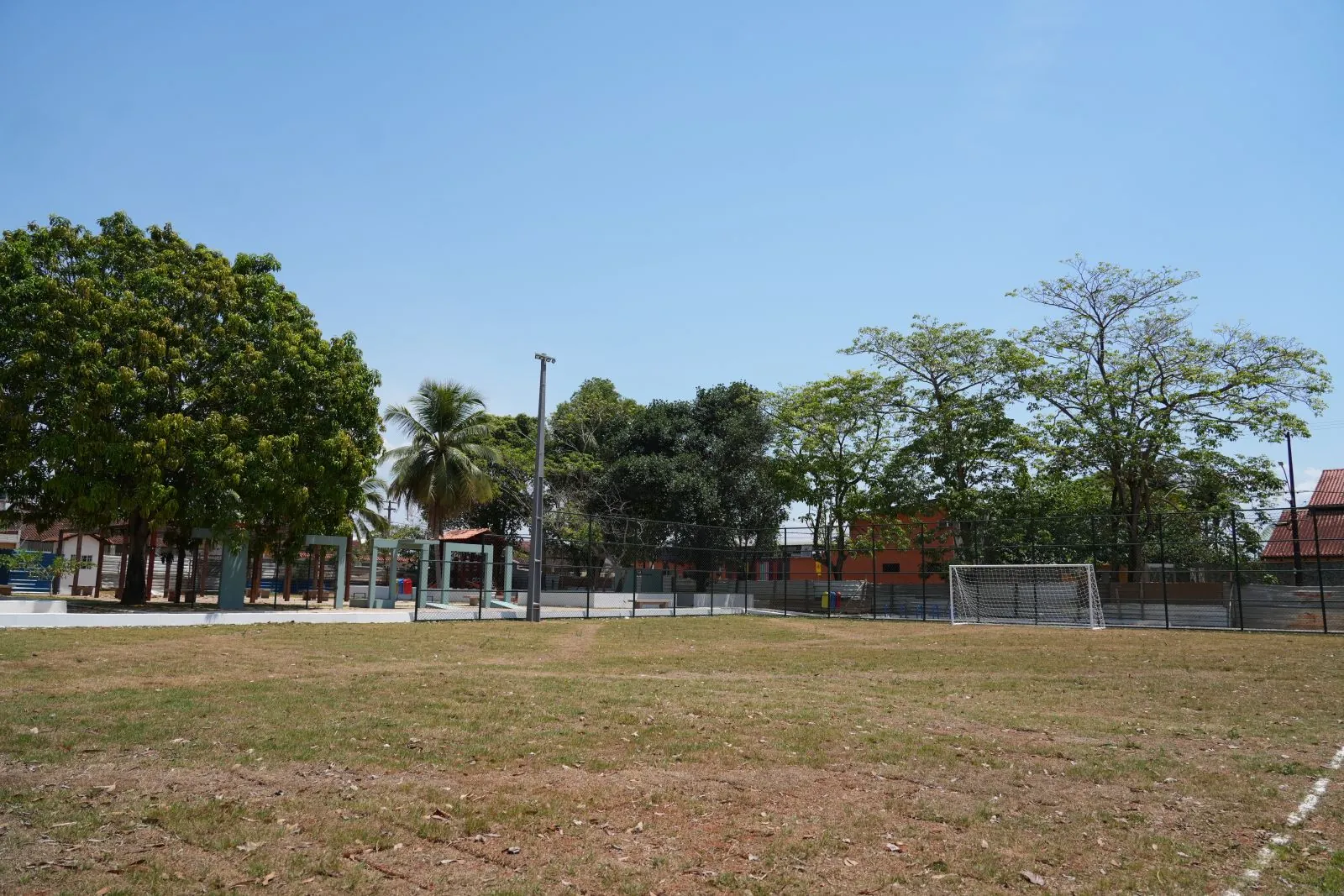 ENTREGA 2ª FEIRA, ÀS 18 HS -  Solenidade oficial marcará entrega da Praça Marise Castiel no bairro Alphaville

