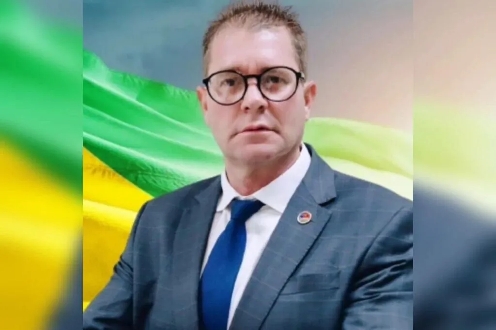 GUERREIRO DA LIBERDADE - Advogado de condenados do 8/1, Dr. Luiz Felipe morre após infarto

