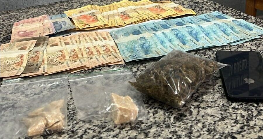 COMBATE AO TRÁFICO - Ação da PM resultou na prisão de traficante e apreensão