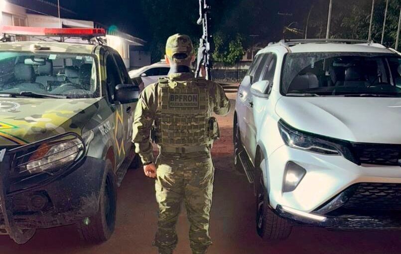 EM GUAJARÁ-MIRIM - OPERAÇÃO PROTETOR DAS DIVISAS E FRONTEIRAS RECUPERA VEÍCULO ROUBADO
