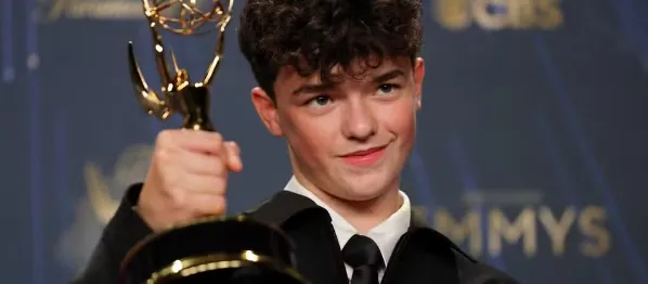 PREMIAÇÃO - Emmy 2025 é dominado por 'Adolescência' e 'O Estúdio'; veja todos os vencedores
