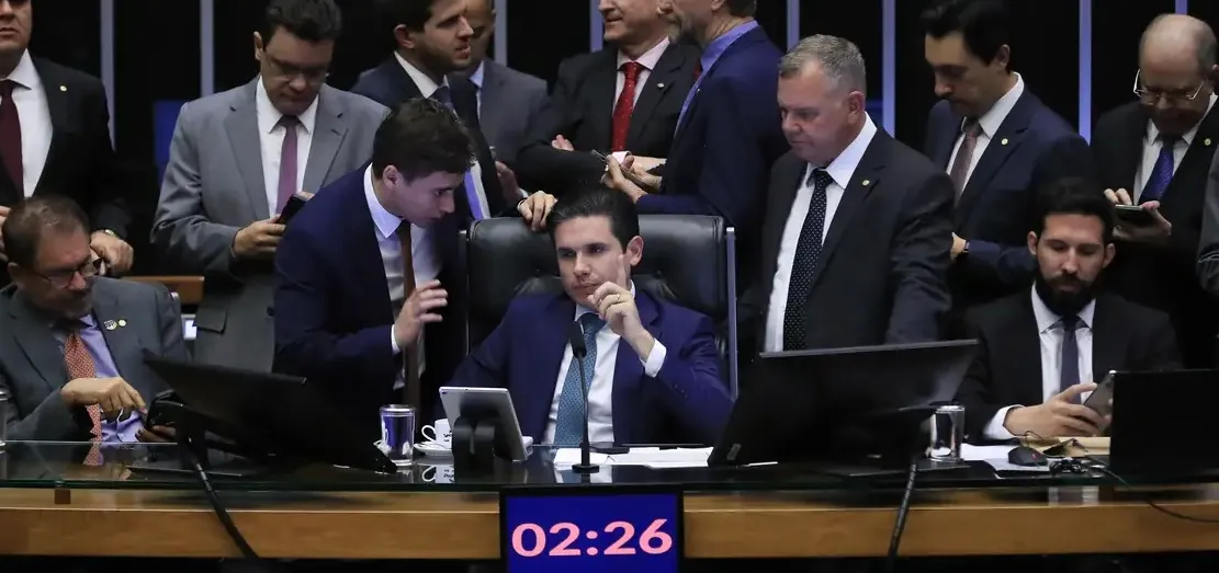 FORA DA TIRANIA DO STF - Câmara aprova PEC da Blindagem em 2º turno

