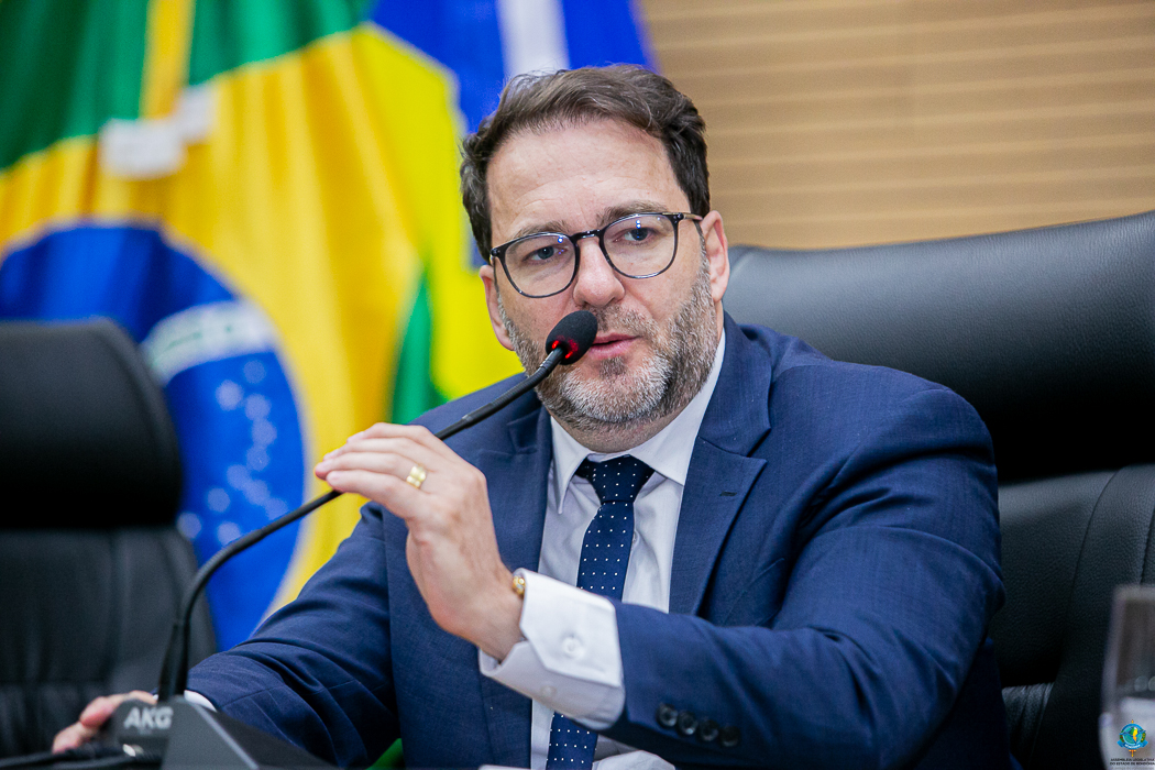 POLÍTICA IGUAL À HORÓSCOPO - Blocão conservador pode catapultar Alex Redano ao Governo de Rondônia; veja o plano 
