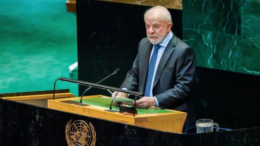 SE VENDO NO ESPELHO - Lula diz na ONU que condenação de Bolsonaro é recado aos 'candidatos a autocratas' do mundo