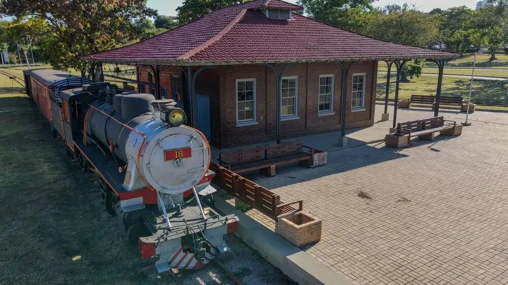 TREM HISTÓRICO - Trem da EFMM vai voltar a andar no aniversário de Porto Velho, diz prefeito
