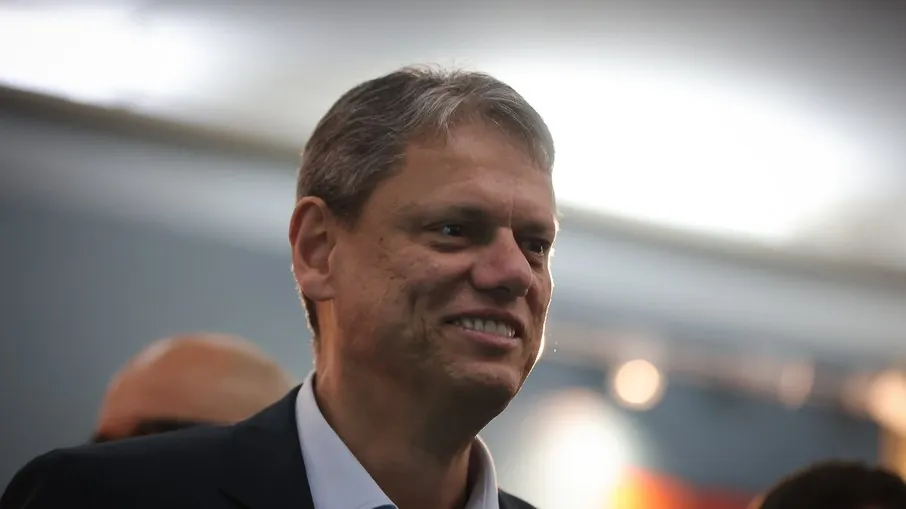 DESISTIU - Tarcísio de Freitas desiste da disputa presidencial por divisão da direita
