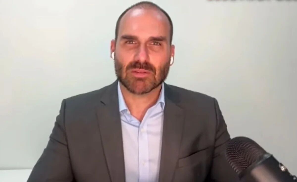 MINISTRO MORAES - Eduardo Bolsonaro será notificado por Edital e Paulo Figueiredo por Carta Rogatória; soberania dos EUA violada