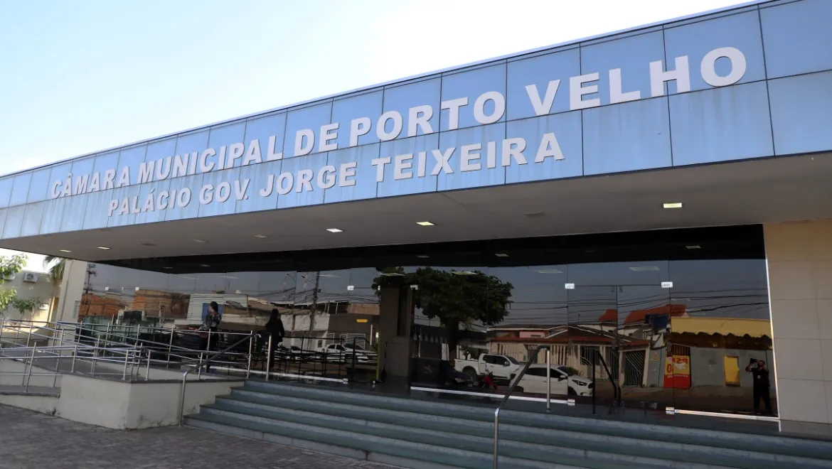 CONCURSO - Câmara de Porto Velho abre concurso com salários de até R$ 8,1 mil