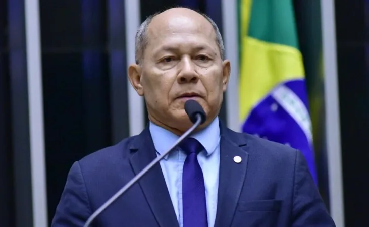 NA CPMI - Deputado rondoniense é chamado de “Sargento Pincel” por ex-ministro de Lula e ameaça ser denunciado no Conselho de Ética