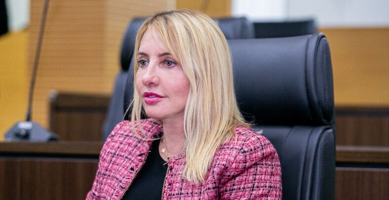 ATENÇÃO A CRIANÇAS E ADOLESCENTES - Ieda Chaves solicita providências da Sesau diante da falta de neuropediatras em Rondônia

