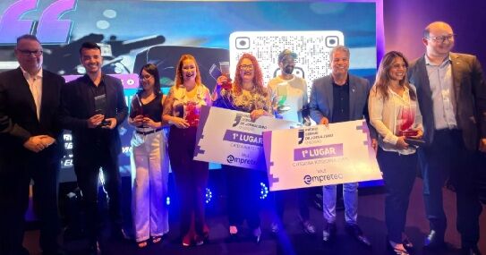 Jornalista Giliane Perin garante dois troféus para Tribuna Popular no Prêmio Sebrae de Jornalismo