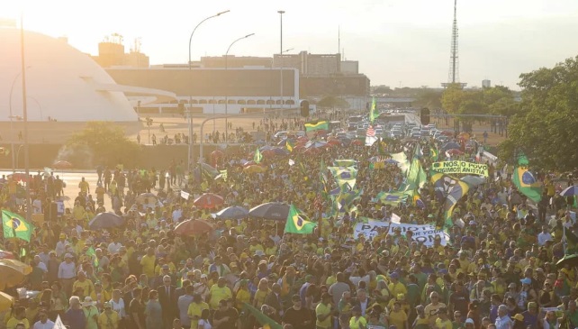 Direita faz ato em Brasília por anistia a envolvidos no 8/1. Vídeo


