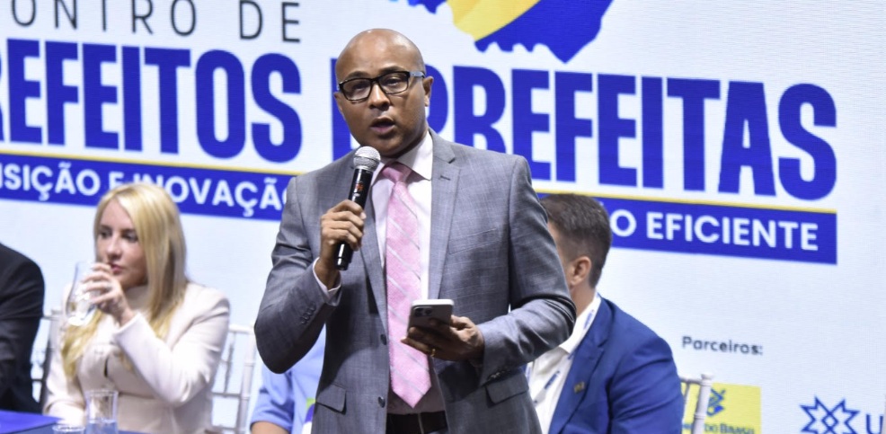AROM promove 2º Encontro de Prefeitos, Prefeitas e Secretários com foco em Inovação e Inteligência Artificial